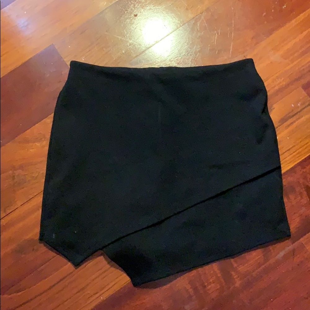 Never worn Fashion nova skort
